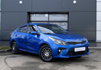 Подержанный автомобиль Kia Rio Sedan 2017 года (3 фото)