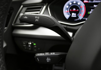 Подержанный автомобиль Audi Q5 2024 года (13 фото)