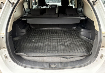 Подержанный автомобиль Mitsubishi Outlander 2013 года (13 фото)