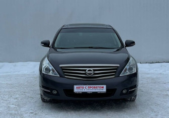 Подержанный автомобиль Nissan Teana 2011 года (2 фото)