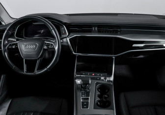 Подержанный автомобиль Audi A6 Sedan 2019 года (12 фото)