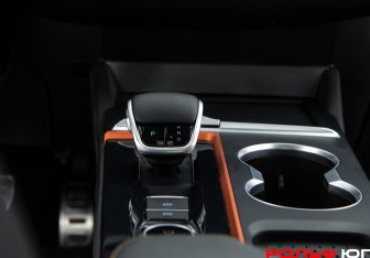 Подержанный автомобиль Omoda S5 GT 2023 года (11 фото)