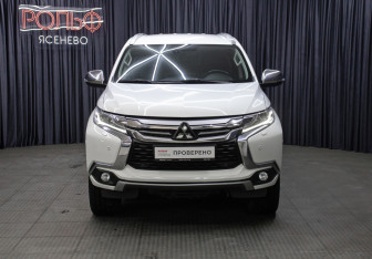 Подержанный автомобиль Mitsubishi Pajero Sport 2016 года (2 фото)