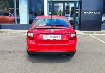 Подержанный автомобиль Skoda Rapid Liftback 2019 года (6 фото)