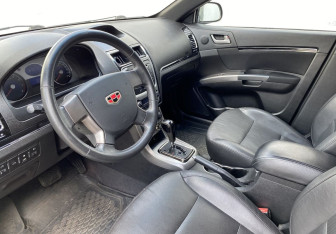 Подержанный автомобиль Geely Emgrand EC7 Sedan 2013 года (9 фото)