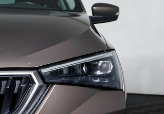 Подержанный автомобиль Skoda Rapid Liftback 2020 года (7 фото)