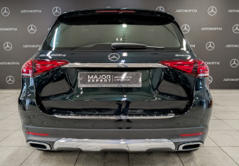 Подержанный автомобиль Mercedes-Benz GLE 2021 года (6 фото)