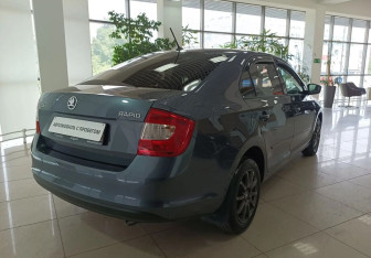Подержанный автомобиль Skoda Rapid Liftback 2016 года (5 фото)