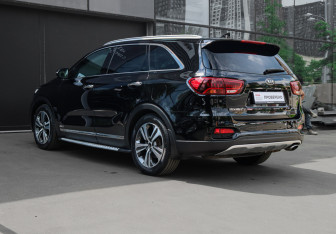 Подержанный автомобиль Kia Sorento 2018 года (6 фото)