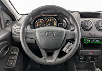 Подержанный автомобиль LADA (ВАЗ) Largus Wagon 2024 года (21 фото)