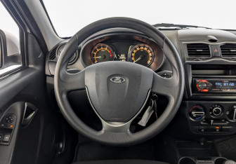 Подержанный автомобиль LADA (ВАЗ) Granta Sedan 2022 года (21 фото)