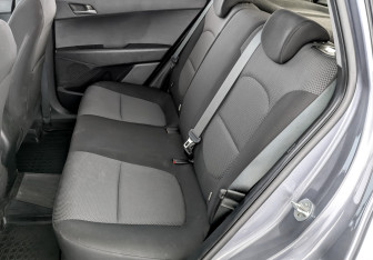 Подержанный автомобиль Hyundai Creta 2018 года (12 фото)