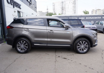 Подержанный автомобиль Geely Atlas Pro 2023 года (4 фото)