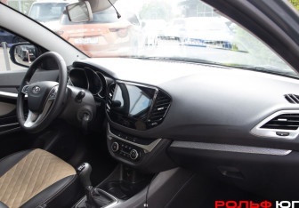 Подержанный автомобиль LADA (ВАЗ) Vesta Wagon 2019 года (7 фото)