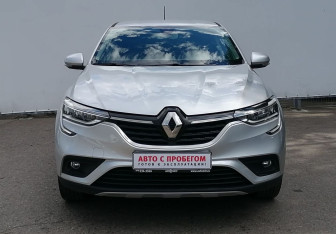 Подержанный автомобиль Renault Arkana 2020 года (2 фото)