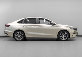 Подержанный автомобиль Geely Emgrand 2023 года (4 фото)