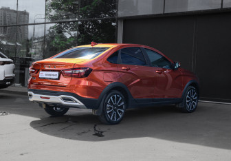 Подержанный автомобиль LADA (ВАЗ) Vesta Sedan 2023 года (4 фото)
