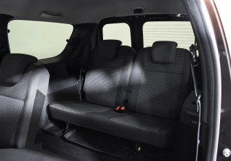 Подержанный автомобиль LADA (ВАЗ) Largus Wagon 2019 года (15 фото)