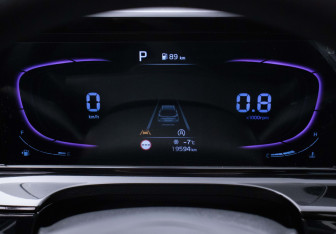 Подержанный автомобиль Kia Seltos 2024 года (12 фото)