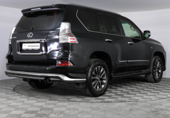 Подержанный автомобиль Lexus GX 2017 года (3 фото)
