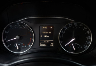 Подержанный автомобиль Skoda Octavia Liftback 2011 года (13 фото)