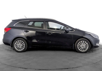 Подержанный автомобиль Kia Ceed Wagon 2014 года (4 фото)