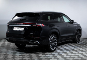 Подержанный автомобиль Jaecoo J8 2024 года (5 фото)