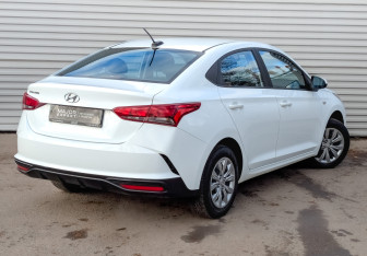 Подержанный автомобиль Hyundai Solaris Sedan 2020 года (5 фото)