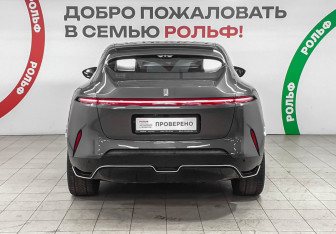 Подержанный автомобиль Avatr 11 2023 года (5 фото)
