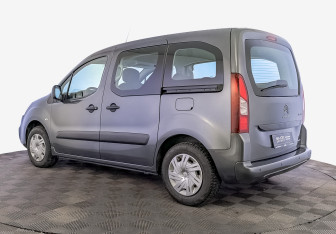 Подержанный автомобиль Citroen Berlingo 2021 года (7 фото)