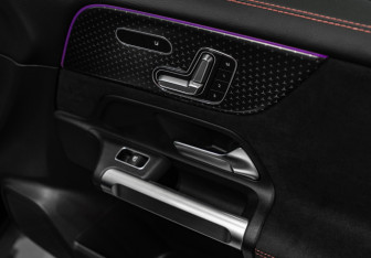 Новый Mercedes-Benz GLB 2024 (20 фото)