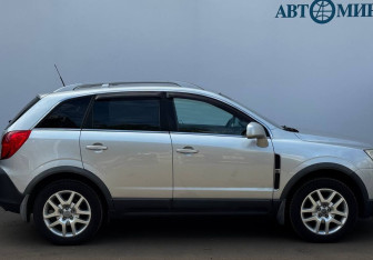 Подержанный автомобиль Opel Antara 2012 года (4 фото)