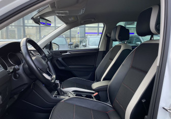 Подержанный автомобиль Volkswagen Tiguan 2022 года (19 фото)