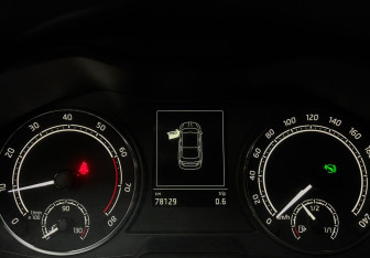 Подержанный автомобиль Skoda Rapid Liftback 2021 года (14 фото)