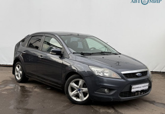 Подержанный автомобиль Ford Focus Hatchback 2011 года (3 фото)