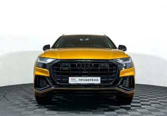Подержанный автомобиль Audi Q8 2018 года (2 фото)
