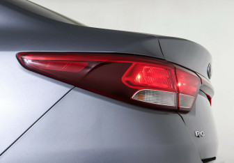 Подержанный автомобиль Kia Rio Sedan 2019 года (8 фото)