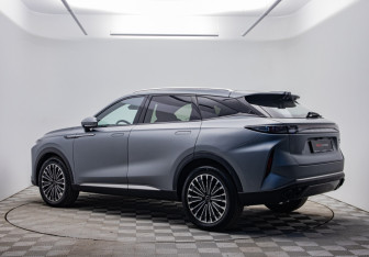 Подержанный автомобиль Exeed RX 2024 года (7 фото)