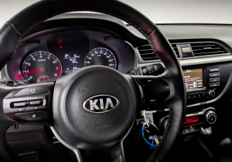 Подержанный автомобиль Kia Rio Hatchback 2020 года (25 фото)