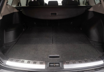 Подержанный автомобиль Nissan Qashqai+2 2011 года (9 фото)