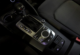 Подержанный автомобиль Audi A3 Sedan 2020 года (27 фото)