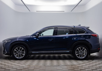 Подержанный автомобиль Mazda CX-9 2018 года (8 фото)