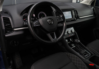 Подержанный автомобиль Skoda Karoq 2020 года (13 фото)