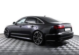 Подержанный автомобиль Audi A6 Sedan 2016 года (7 фото)