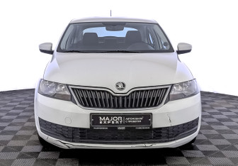 Подержанный автомобиль Skoda Rapid Liftback 2019 года (2 фото)