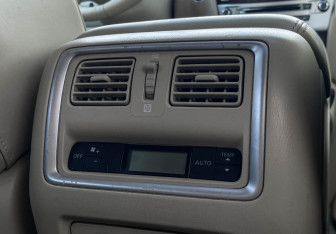 Подержанный автомобиль Infiniti JX 2013 года (21 фото)