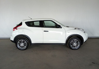 Подержанный автомобиль Nissan Juke 2014 года (7 фото)