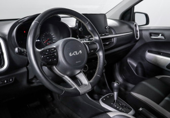 Подержанный автомобиль Kia Picanto 2022 года (14 фото)