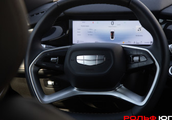 Подержанный автомобиль Geely Preface 2024 года (13 фото)