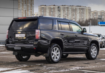Подержанный автомобиль Chevrolet Tahoe 2016 года (5 фото)
